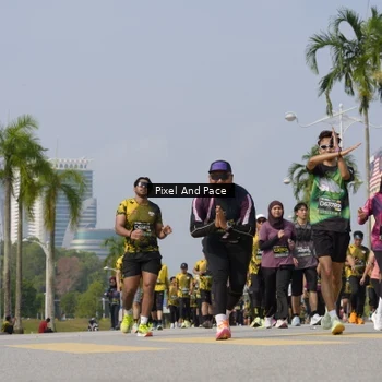 Runner Photo 6517278
