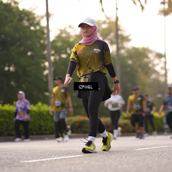Runner Photo 6517331