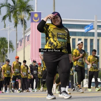 Runner Photo 6517342