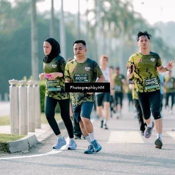 Runner Photo 6517360