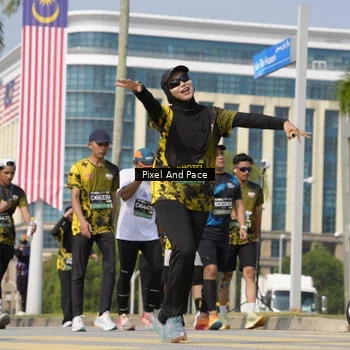 Runner Photo 6517427