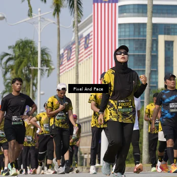 Runner Photo 6517429