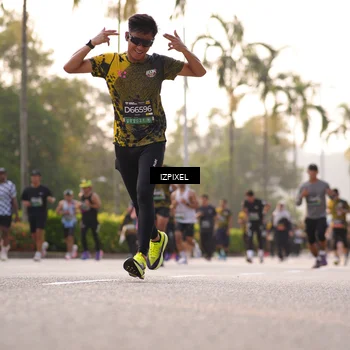 Runner Photo 6517434