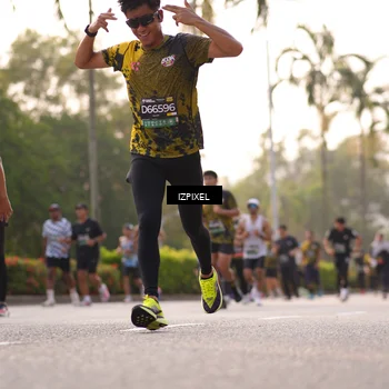 Runner Photo 6517448