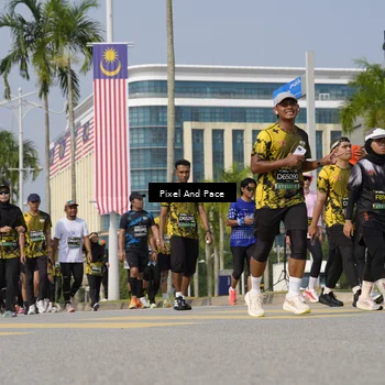 Runner Photo 6517454