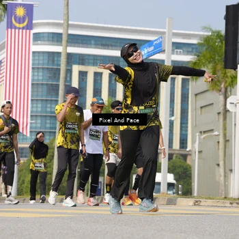 Runner Photo 6517455