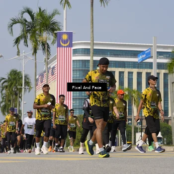 Runner Photo 6517477