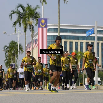 Runner Photo 6517498