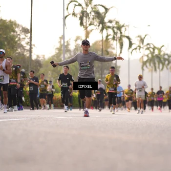 Runner Photo 6517512