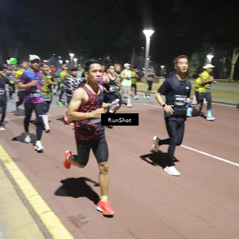 Runner Photo 6517554