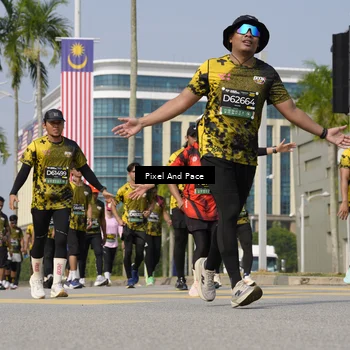 Runner Photo 6517568