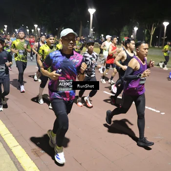 Runner Photo 6517606