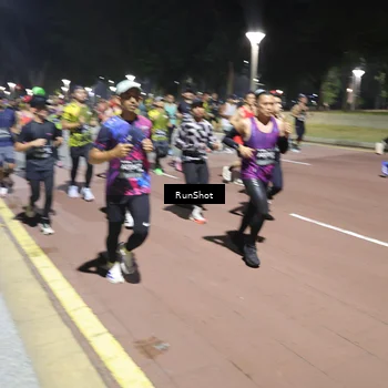 Runner Photo 6517635