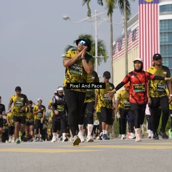 Runner Photo 6517652