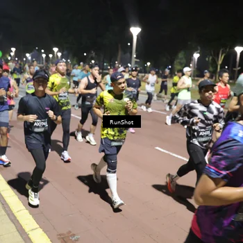 Runner Photo 6517656