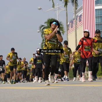 Runner Photo 6517662