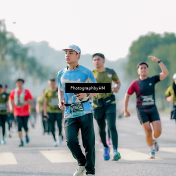 Runner Photo 6517675