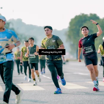 Runner Photo 6517677