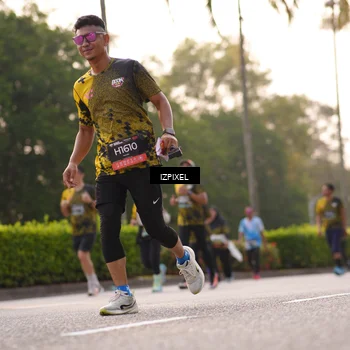 Runner Photo 6517689