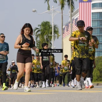 Runner Photo 6517693