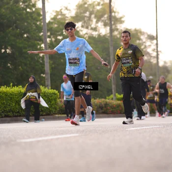 Runner Photo 6517749