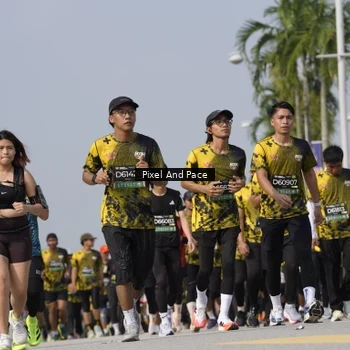Runner Photo 6517761