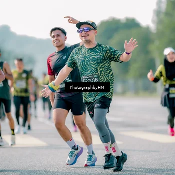 Runner Photo 6517770