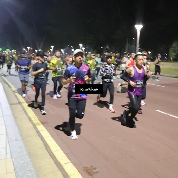 Runner Photo 6517775