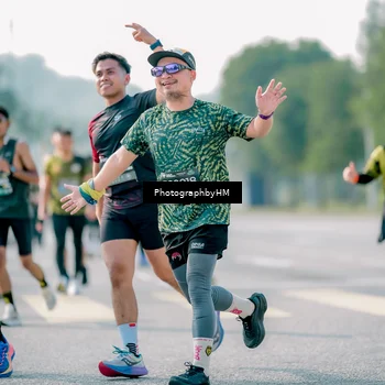 Runner Photo 6517789