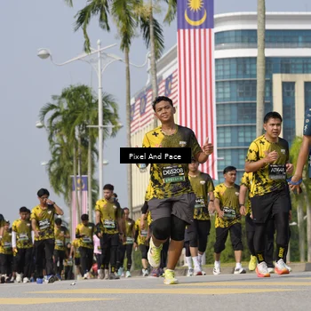 Runner Photo 6517810