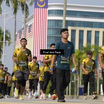 Runner Photo 6517811
