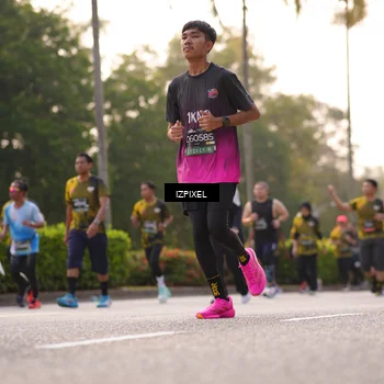 Runner Photo 6517827