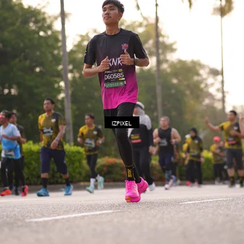 Runner Photo 6517835