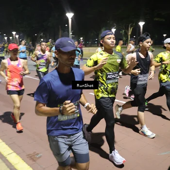 Runner Photo 6517837