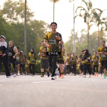 Runner Photo 6517845