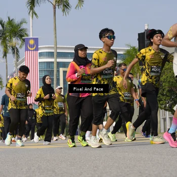 Runner Photo 6517874