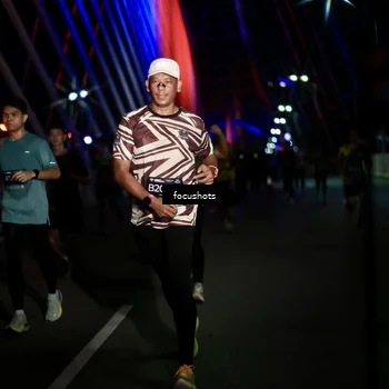 Runner Photo 6517876