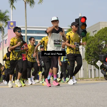 Runner Photo 6517889
