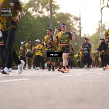 Runner Photo 6517896