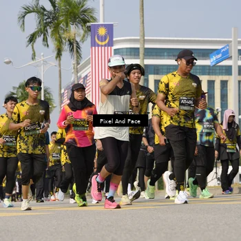 Runner Photo 6517912