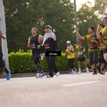 Runner Photo 6517923