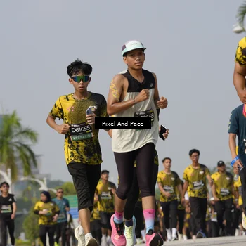 Runner Photo 6517937