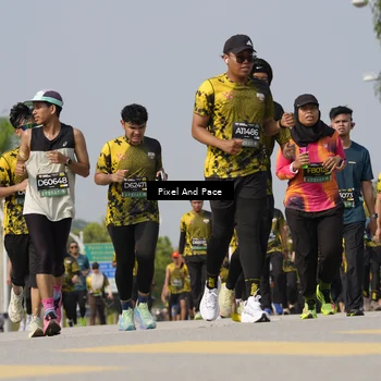 Runner Photo 6517977