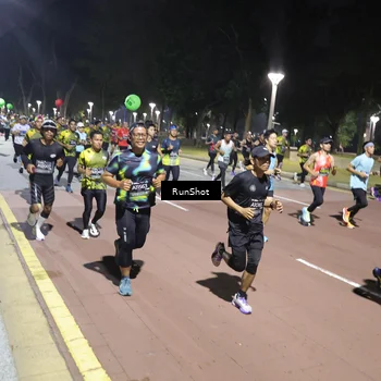 Runner Photo 6517982