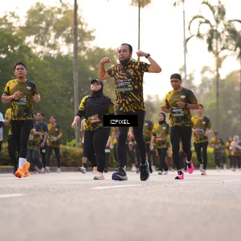 Runner Photo 6518004