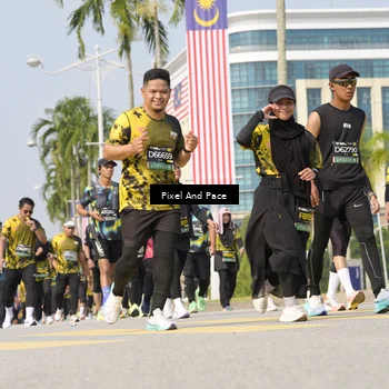 Runner Photo 6518006