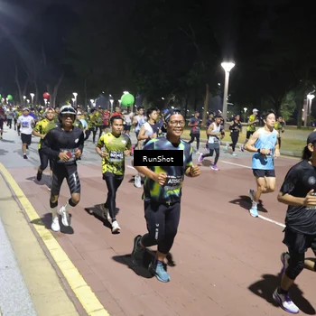 Runner Photo 6518008