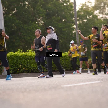 Runner Photo 6518015