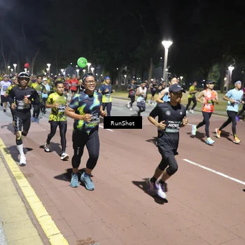 Runner Photo 6518017