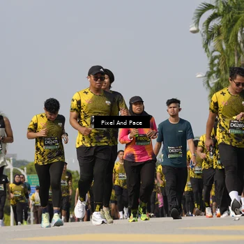 Runner Photo 6518019